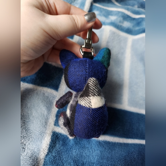 Burberry Dave The Fox Studded Cashmere Bag Charm - Picture 4 of 6